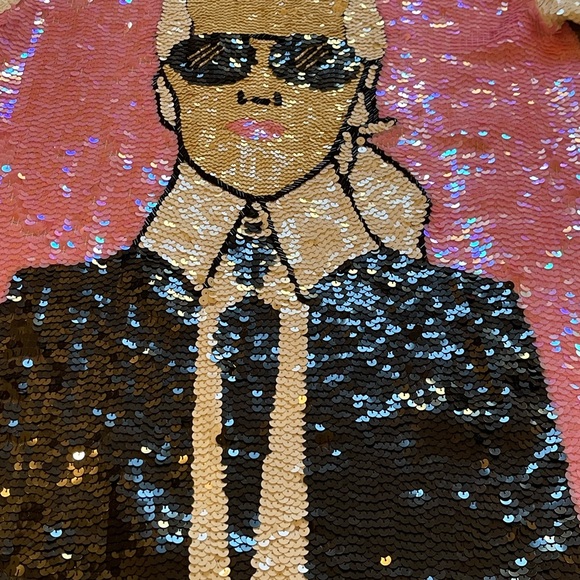 House of Mua Mua KARL PORTRAIT SEQUIN MAXI TEE DRESS. - Picture 5 of 6